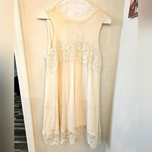 Elegant Cream Lace Dress
